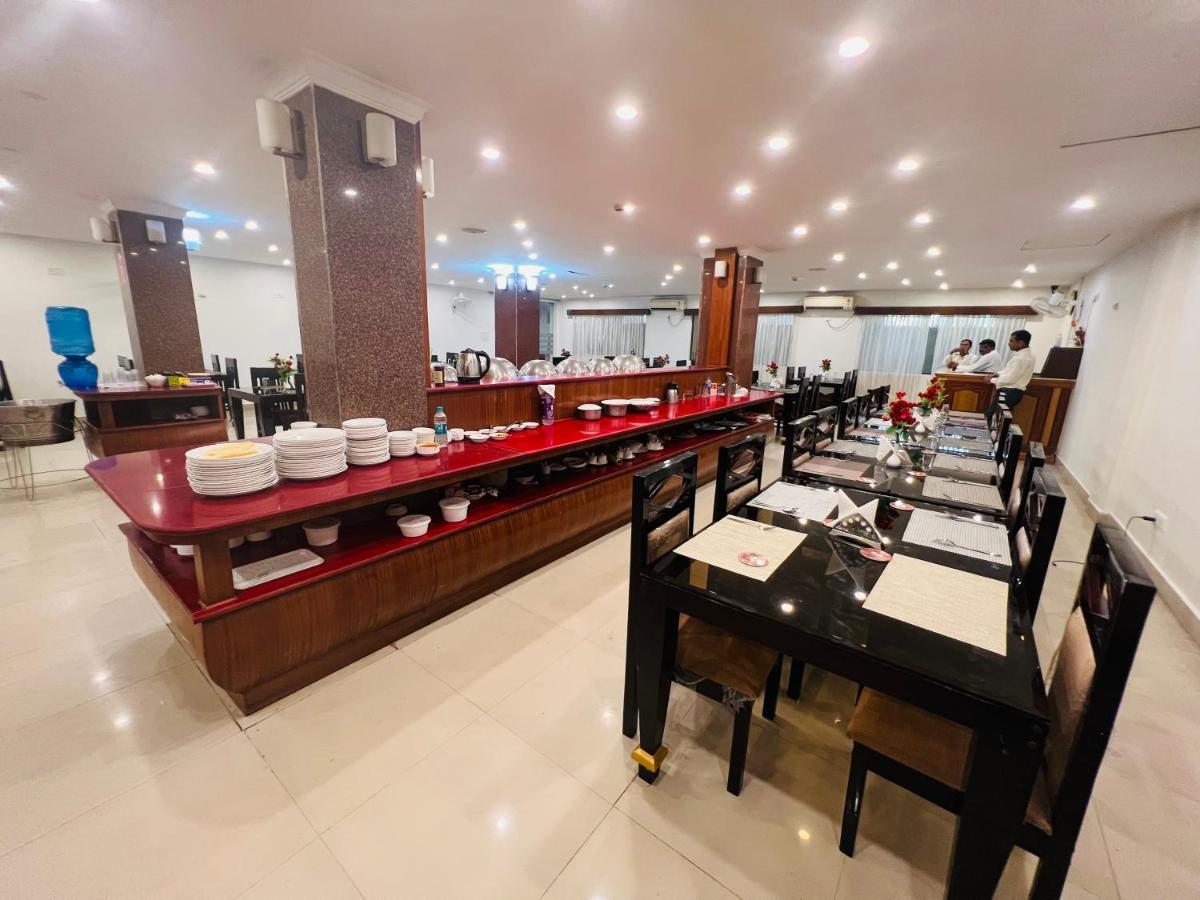 Bodhgaya Regency Hotel Dış mekan fotoğraf