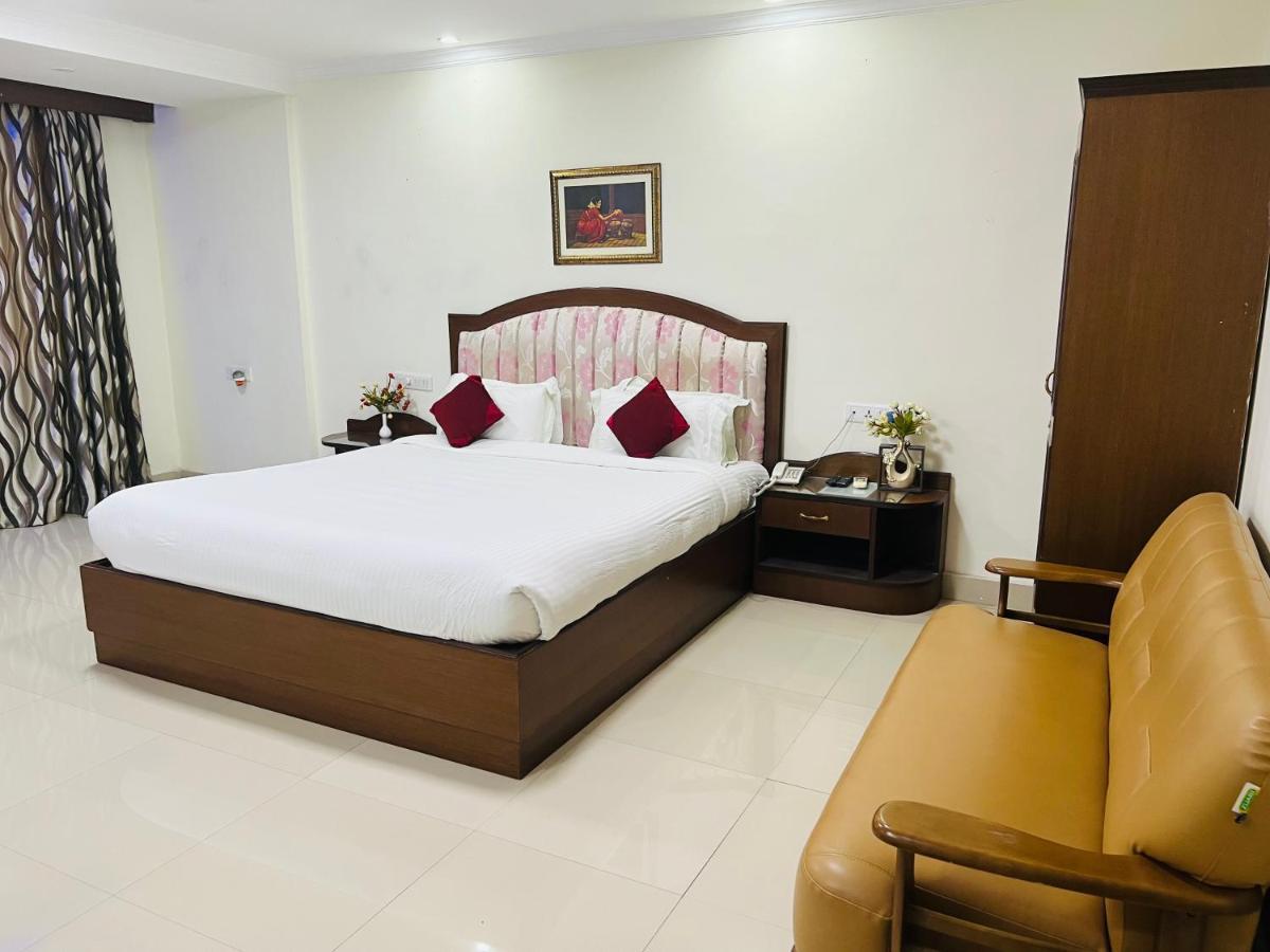 Bodhgaya Regency Hotel Dış mekan fotoğraf