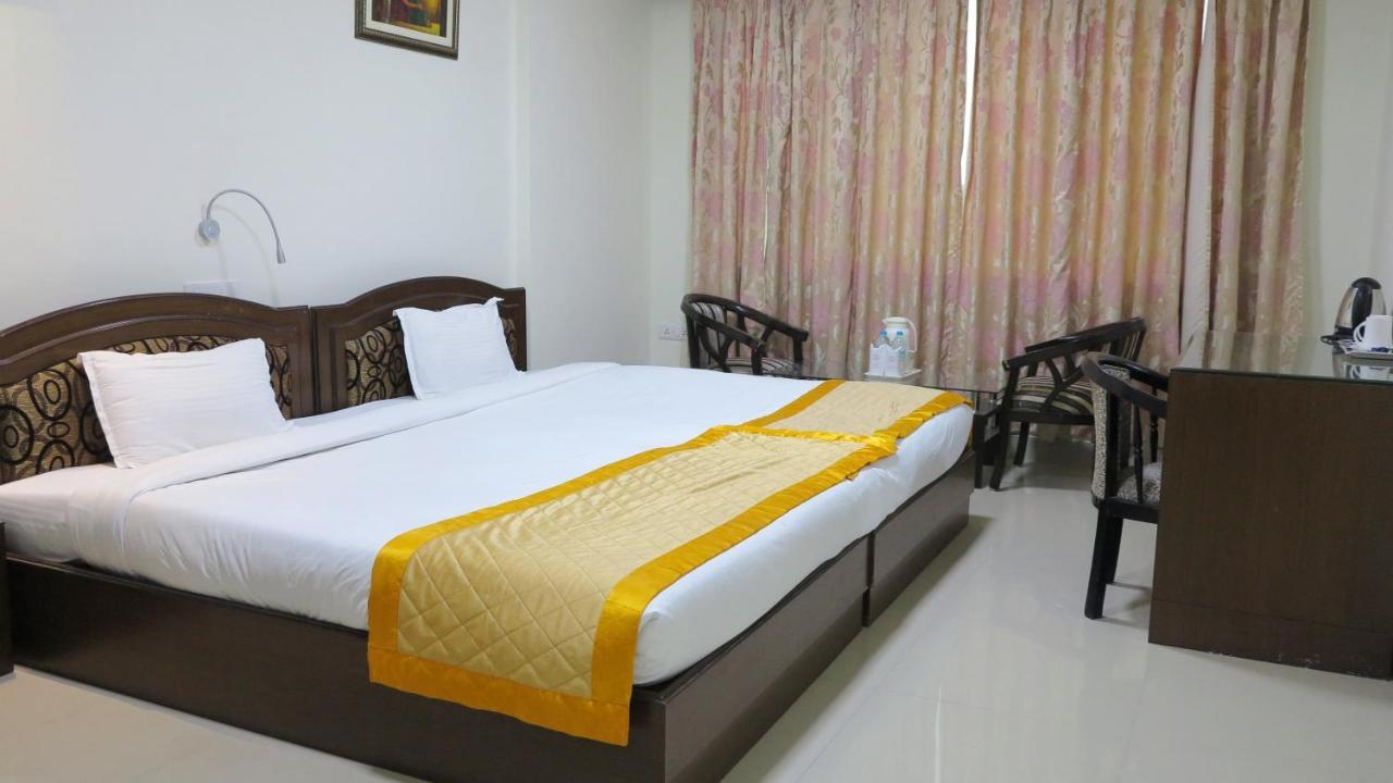 Bodhgaya Regency Hotel Dış mekan fotoğraf