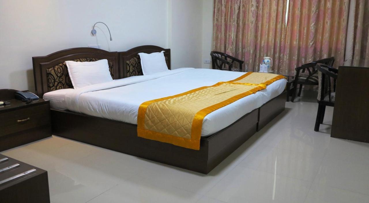 Bodhgaya Regency Hotel Dış mekan fotoğraf